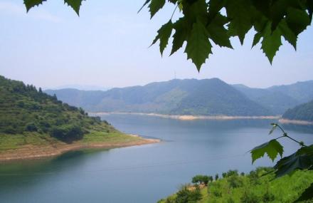 沃洲湖大坝