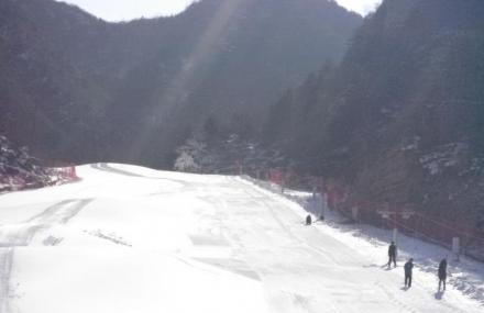 七步沟滑雪场