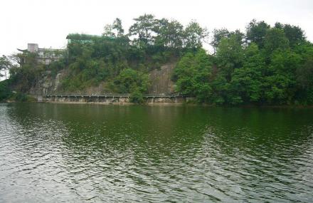 东明湖