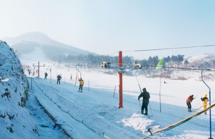 玉泉威虎山滑雪场